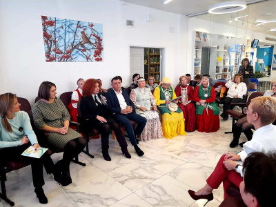 Представители АО «АК «ЖДЯ» приняли участие в районном форуме национальных меньшинств